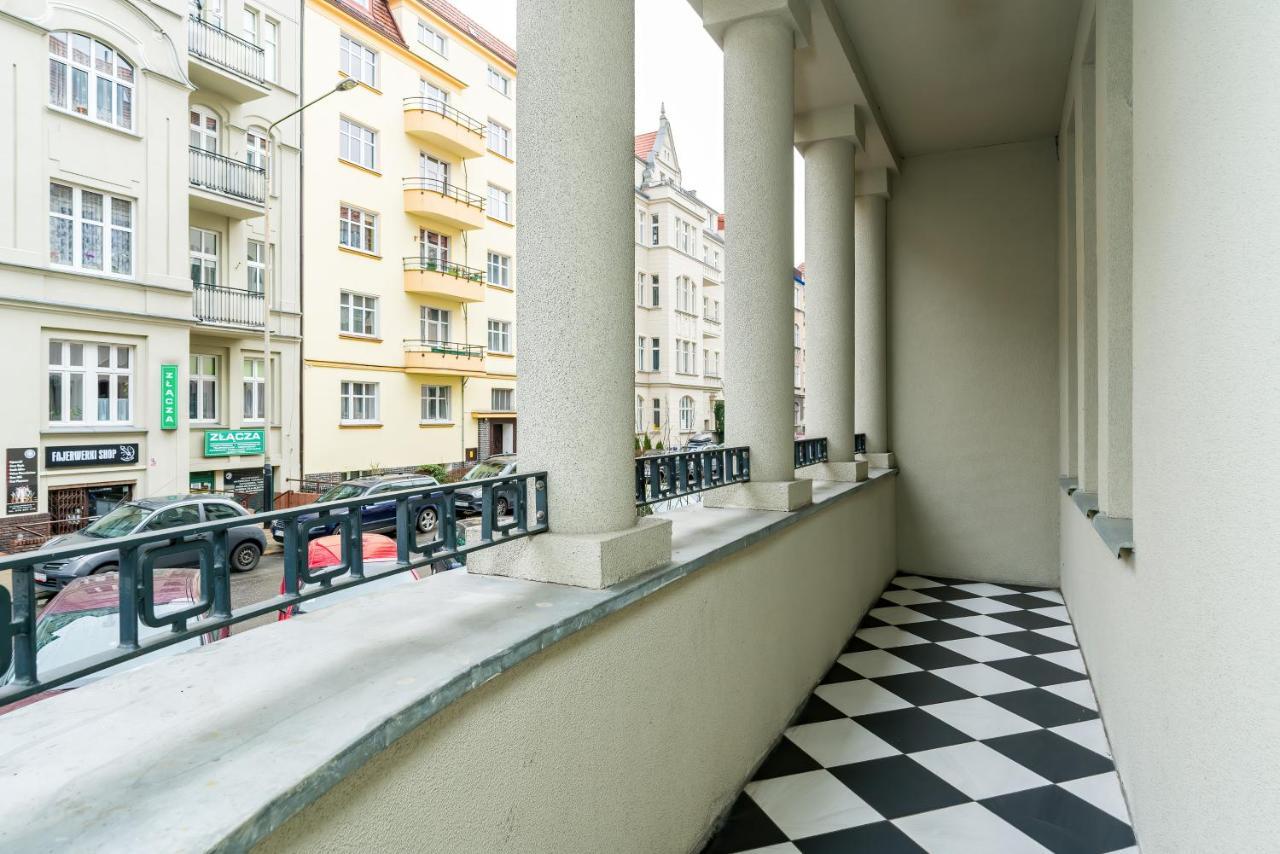 Apartment Poznan Mtp Chelmonskiego By Noclegi Renters Extérieur photo